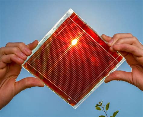 Perovskite Solar Cells: นวัตกรรมพลังงานแสงอาทิตย์ที่ส่องสว่างอนาคต!